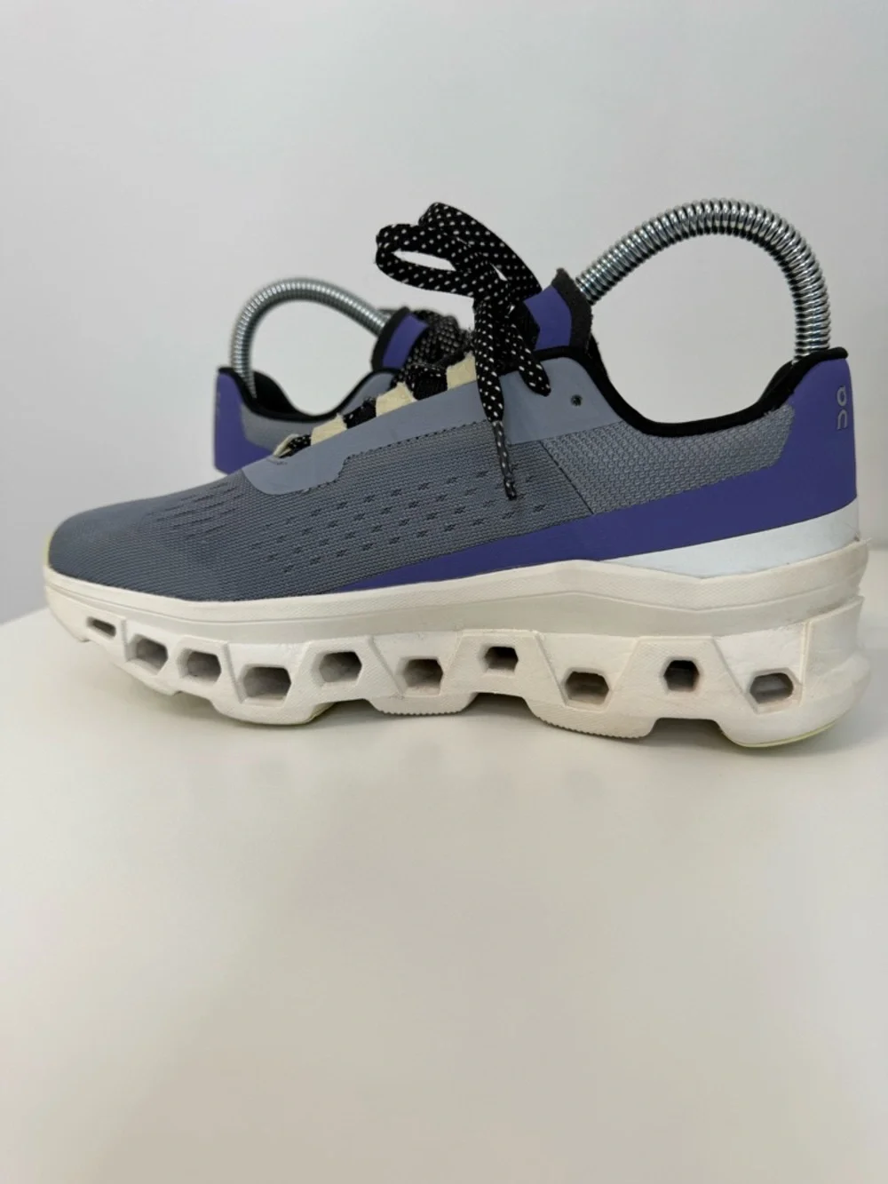 On Running Cloudmonster Mist Blueberry Size Women’s 6.5 Helion Cloudtec - Picture 7 of 9